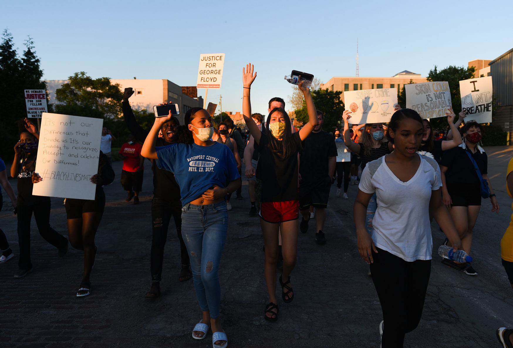 053120-qc-nws-protest-008
